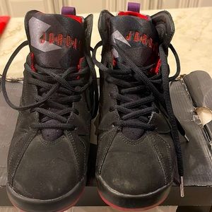 Air Jordan raptor 7 (2012) size 7Y/ Women’s 8.5